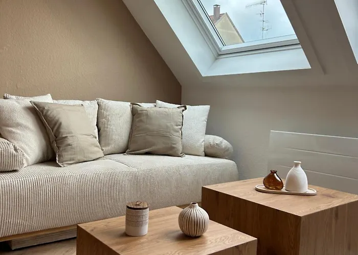 Charming With Jacuzzi Centre Gare דירה