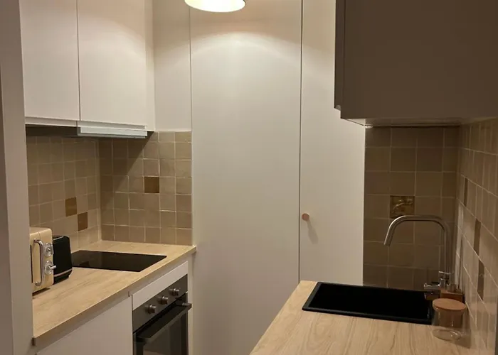 Charming With Jacuzzi Centre Gare